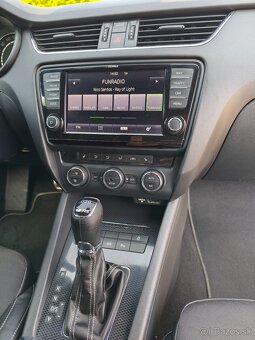 Škoda Octavia 3 RS 2.0tdi combi - 16