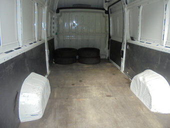 Peugeot Boxer 2.2 BlueHDi 165k L4 H3 r.v.12/2019 - 16