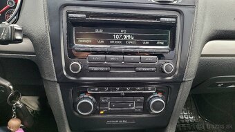 Volkswagen Golf 1,6 TDI CR -77 kw Comfortline - 16