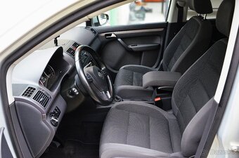 Volkswagen Touran 1.6 TDI Panorama - 16