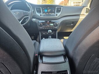 HYUNDAI TUCSON 1.6 T-GDI  4WD  82 000 KM/ 1.MAJITEĽ - 16
