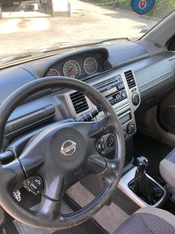 Predam Nissan X Trail  T30 - 16