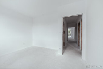 Na predaj 3-izbový byt s vlastnou záhradou vo Veľkom Orvišti - 16