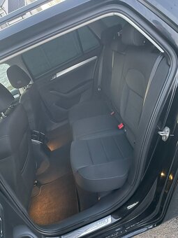 Škoda Superb Combi 2.0 TDI 110kw bez Addblue - 16