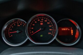 Dacia Logan 1.0 SCe Arctica - 16