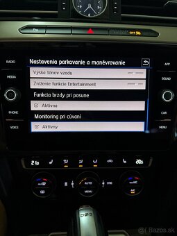 Volkswagen Passat Alltrack 2.0 - 16