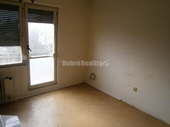 Rodinný dom v centre mesta Hurbanovo na predaj  - 16