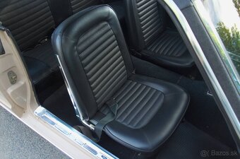 Ford Mustang 1966 - 16
