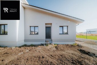 MOŽNOSŤ VIDIEŤ  - Novostavba 4-izbového RD obec Červeník, ok - 16