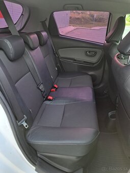 Toyota Yaris Hybrid - 16