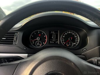 Volkswagen Jetta 1.2 TSI Trendline - 16