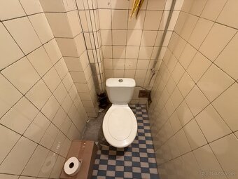 Multifunkčný reprezentatívny obchodno–skladový objekt - 16