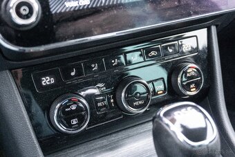 Škoda Superb Combi 2.0 TDI 140 kW - 16