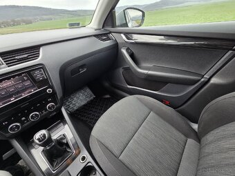 Škoda Octavia III Combi - 16