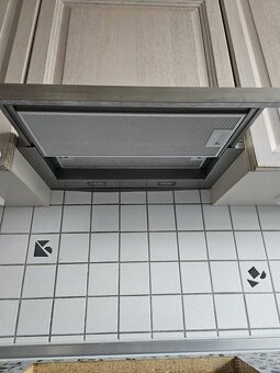 Masívna kuchynská linka z Nemecka so spotrebičmi - 16