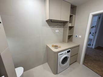 Moderný a štýlový dvojizbový byt s balkónom v centre Zvolena - 16