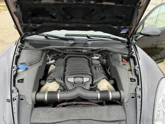 Porsche Cayenne S - 16