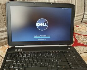 Dell Latitude E5520 - 16