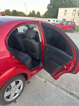 Chevrolet Aveo - 16
