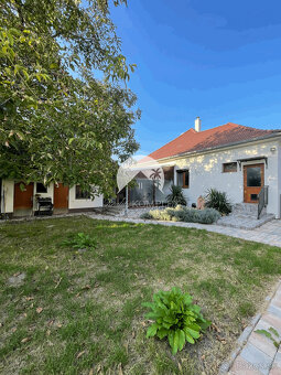 Reality KOMPLEX s.r.o. Vám ponúka rodinný dom s veľkým pozem - 16