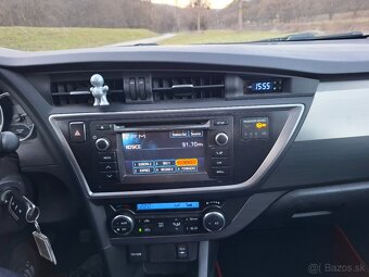 Toyota Auris 2.0 l D-4D DPF - 16