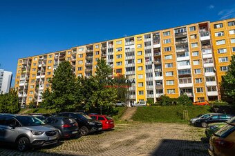NA PREDAJ: priestranný 4-i byt s loggiou, Košice-Ťahanovce,  - 16