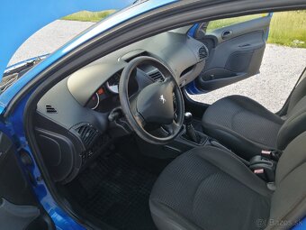 Peugeot 206 + 1,4 55kw klimatizácia, alarm, elektrické okná - 16