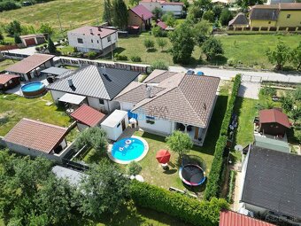 TOP zariadená novostavba, bazén, štýl a kvalita - Seleška - 16
