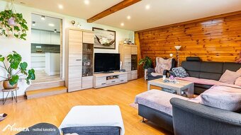 Priestranný 7 izbový rodinný dom s 640m2 pozemkom – Strečno - 16