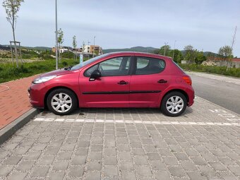 Peugeot 207 1.4i 65 kW - 16