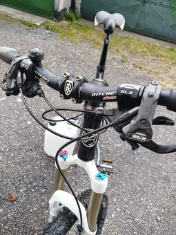 celoodpruzeny Ghost MISS AMR 5700 - 16