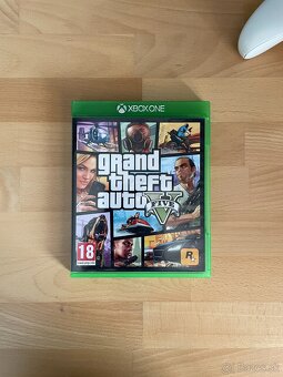 Xbox One S 500GB + Hry - 16
