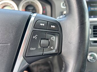 Volvo v60 - 16