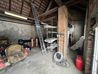 Rodinný dom/predajňa - 16