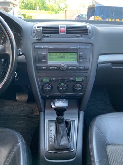 Škoda Octavia II 2.0 TDI DSG (2007), NOVÁ STK - 16