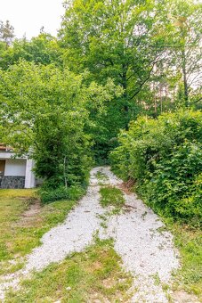 Pozemok v lone prírody s potôčikom– ideálny pre vašu vysníva - 16