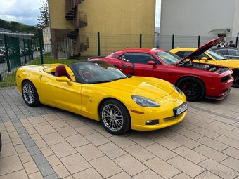 Chevrolett Corvette C6 cabrio kupená nova na SK. - 16