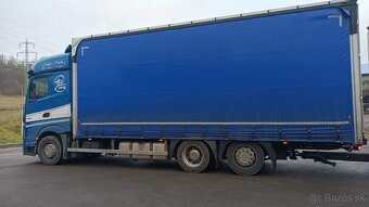 Jumbo, průjezdná souprava Mercedes Benz Actros - 16