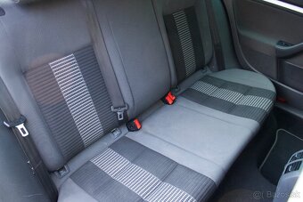 Volkswagen Golf 1.4, benzín, manuál, Webasto - 16