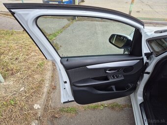 Predám  BMW Rad 2 Gran Tourer Active Tourer2 225xe xDrive iP - 16