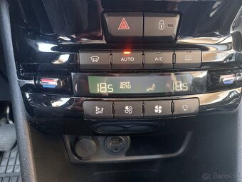 Peugeot 208 STYLE - 16