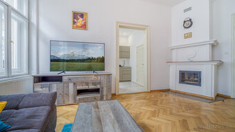 Krásny staromestský kompletne zariadený 2izb byt na Palisádo - 16