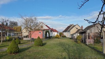 Prerobený 4izb rodinný dom s rozsiahlou záhradou, Kútníky - 16