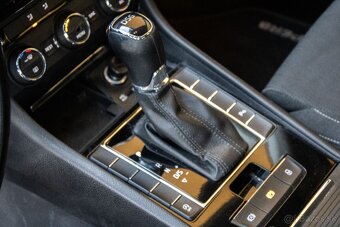 Škoda Superb Combi 1.6TDI DSG 88kW 2016 - 16