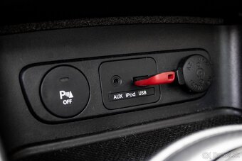 Kia Sportage 2.0 CRDi 4WD automat - 16