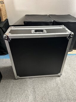 BEHRINGER COMPACT x32 - 16