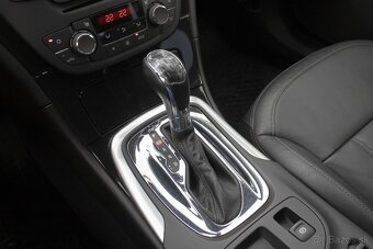 Opel Insignia 118kW (2011) - 16