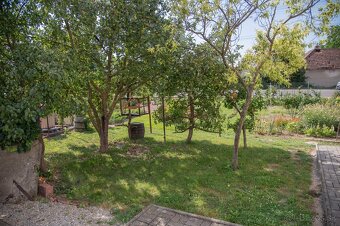 Prenajmem zariadený 3 izbový byt s pozemkom a von. posedením - 16