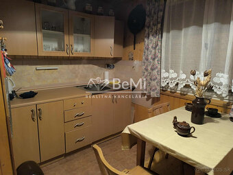 Rekreačná chata s veľkým pozemkom v lese - 16