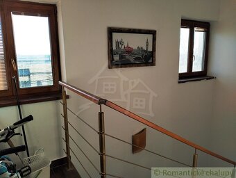 Dvojpodlažná polyfunkčná  budova s bytmi, kanceláriou a pi - 16